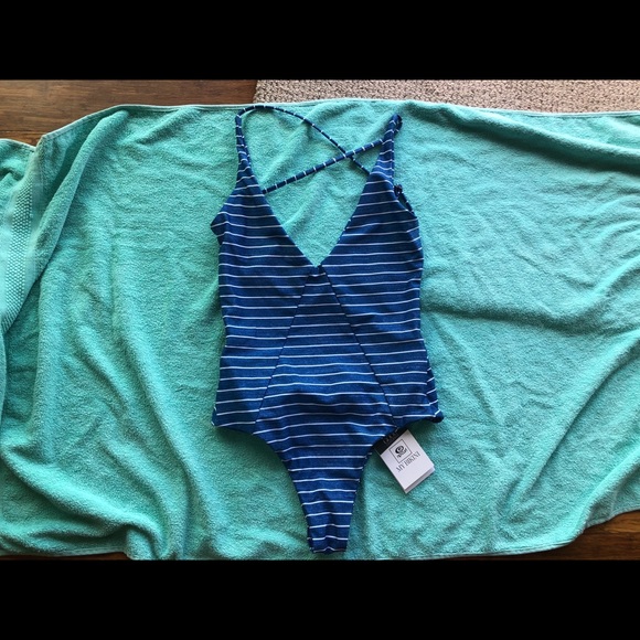 NWT! Rip Curl one piece! - Picture 1 of 3